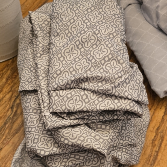 Mainstays Gray Patterned Fabric - Picture 1 of 5